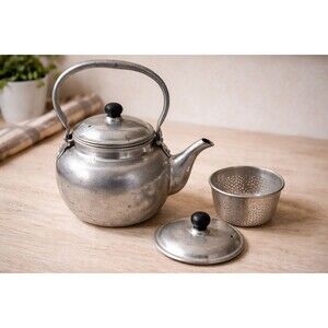 Vintage Aluminum Teapot with Infuser | Petite Silver Tea Kettle | Cottage Tea De